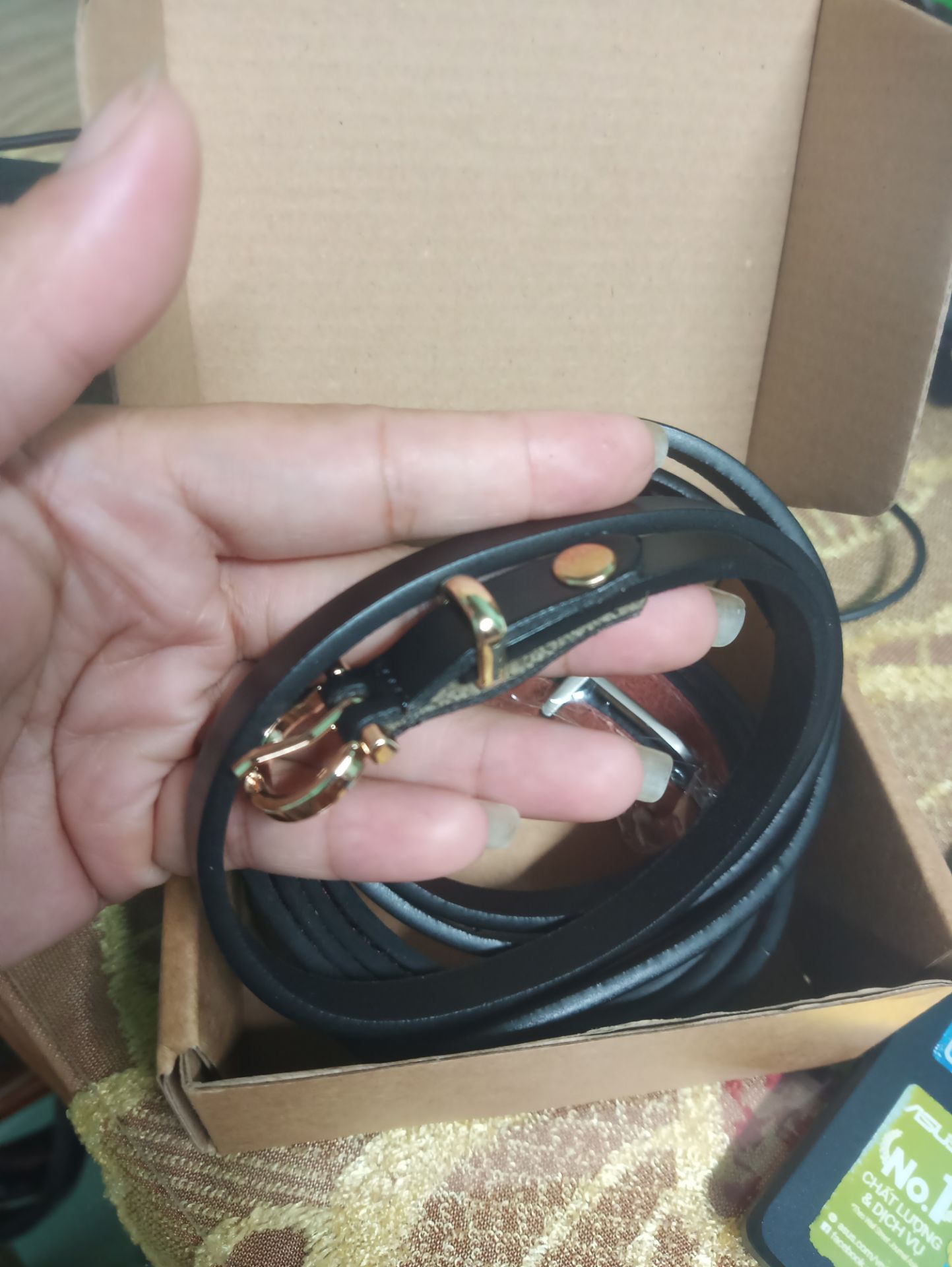 sản phẩm như hình, thắt lưng đẹp, mua với giá sale 14k. cảm ơn shop rất nhiều. sẽ ủng hộ shop nhiều hơn nữa.