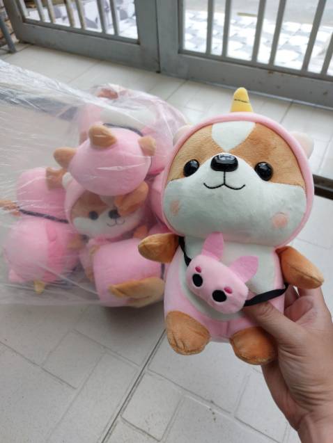 Sếp kêu đặt 10 con 40cm để tặng nhân viên ngày 20/11. Shop này giao 10 con size 25cm, quá *** đảo, sếp kêu đừng mua ở shop này nữa.