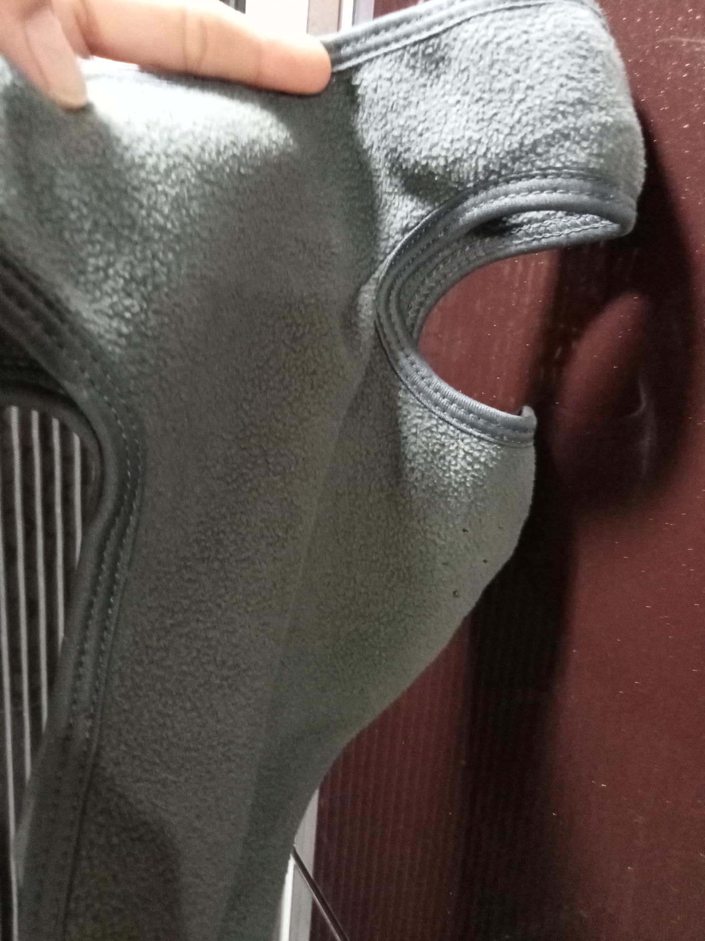 Khẩu trang dùng tốt có lỗ thoáng khí