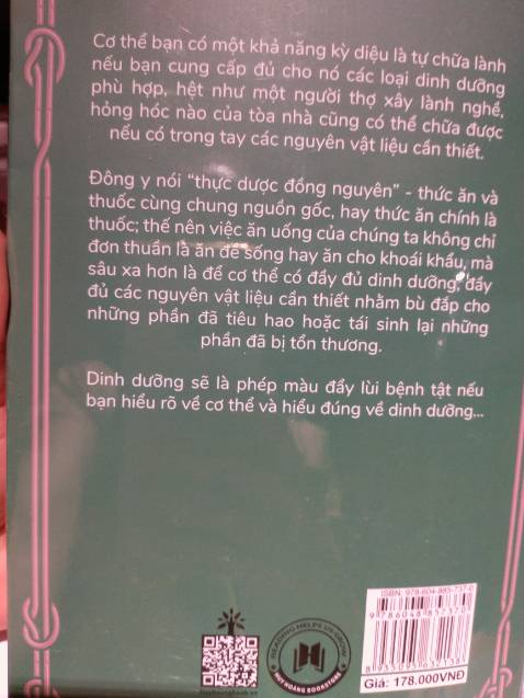 Nội dung sách rất hay và hữu ích dành cho những ai đang đi tìm kiếm sức khỏe tối ưu cho cơ thể và đặc biệt dành cho những người đang phải chịu đựng bệnh tật muốn tìm kiếm phương pháp cải thiện sức khỏe mà không phải dùng đến thuốc tây! Cuốn sách rất đáng có trong tủ sách của bạn!