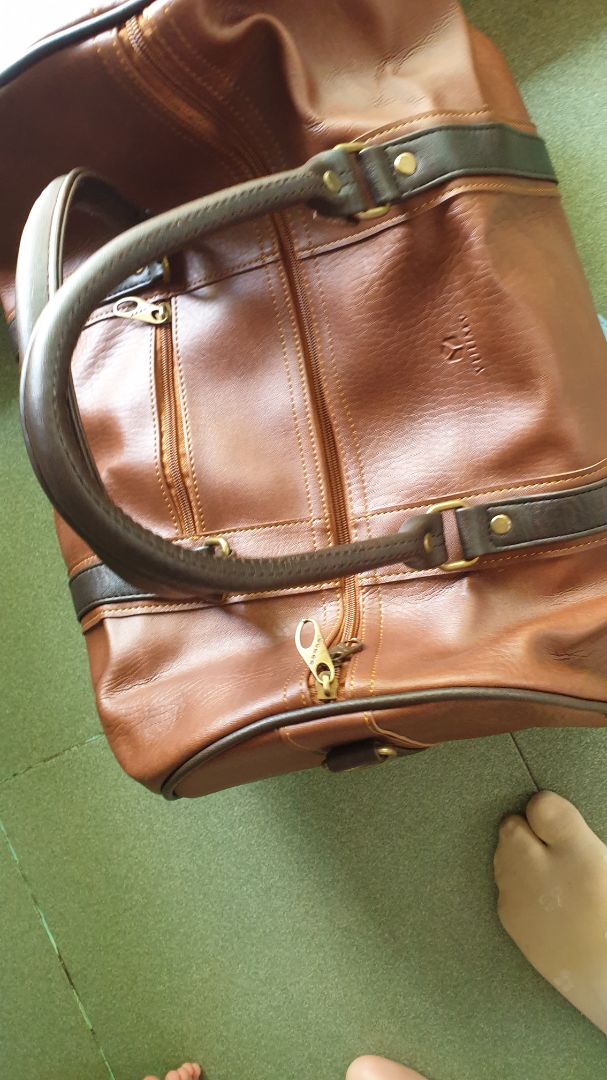 Túi đẹp, chắc chắn, so với giá quá ổn, ưng ý...