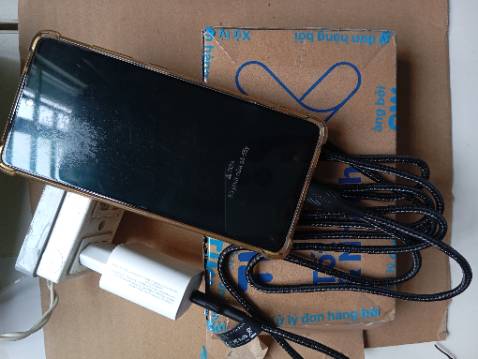 Cáp sạc nhanh đúng như mô tả, dây bọc dù nên rất chắc chắn nhé, cáp dài 2m tiện lợi, cảm ơn shop