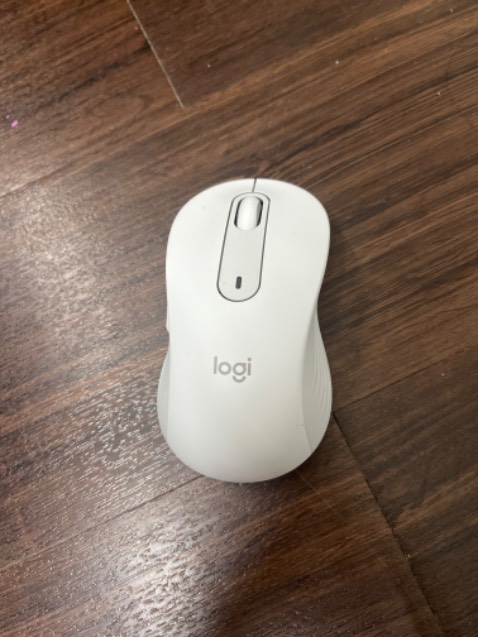 Chuột đẹp, êm tay
Thêm nút chức năng để tiện sử dụng
Di chuột mượt