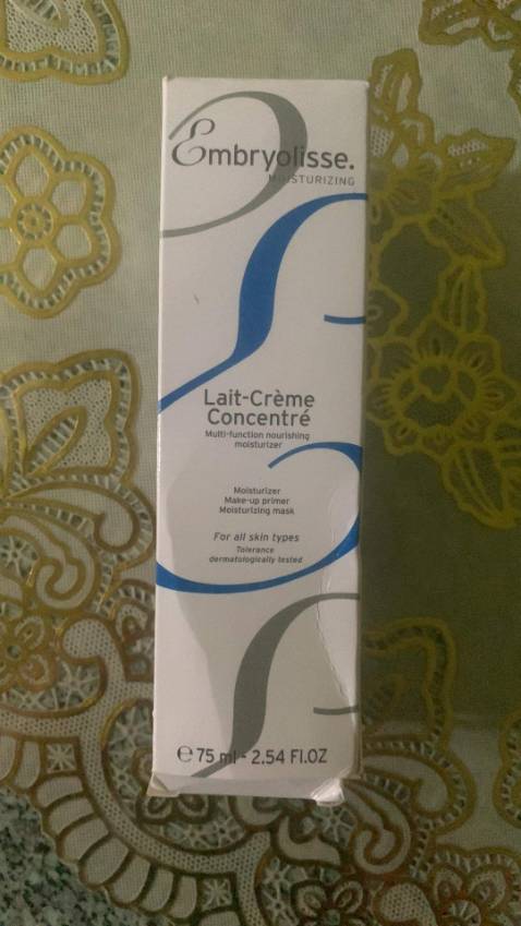 Hộp bị méo, hàng cận date. Chưa sd lên chưa biết chất lg ntn. Hộp bị méo, hàng cận date. Chưa sd lên chưa biết chất lg ntn.