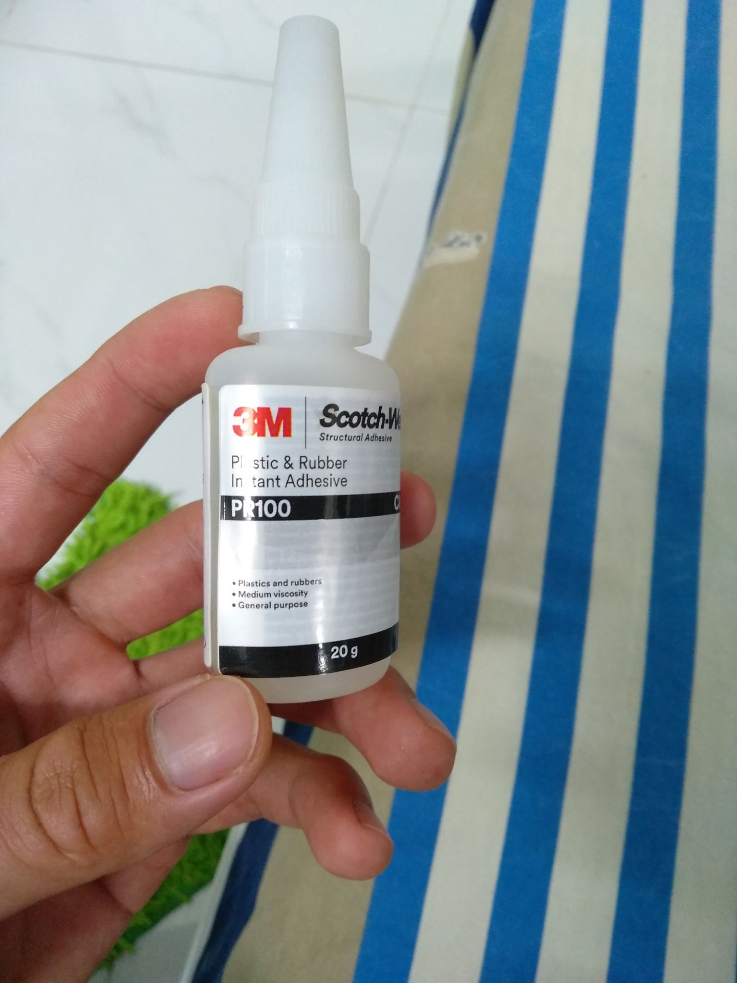 HÀNG GIẢ, CHẤT LƯợNG RẤT KÉM, GIỐNG NHƯ KEO 502.   MONG CÁC BẠN ĐỪNG MUA CỦA SHOP NÀY. HÀNG GIẢ, CHẤT LƯợNG RẤT KÉM, GIỐNG NHƯ KEO 502.   MONG CÁC BẠN ĐỪNG MUA CỦA SHOP NÀY.