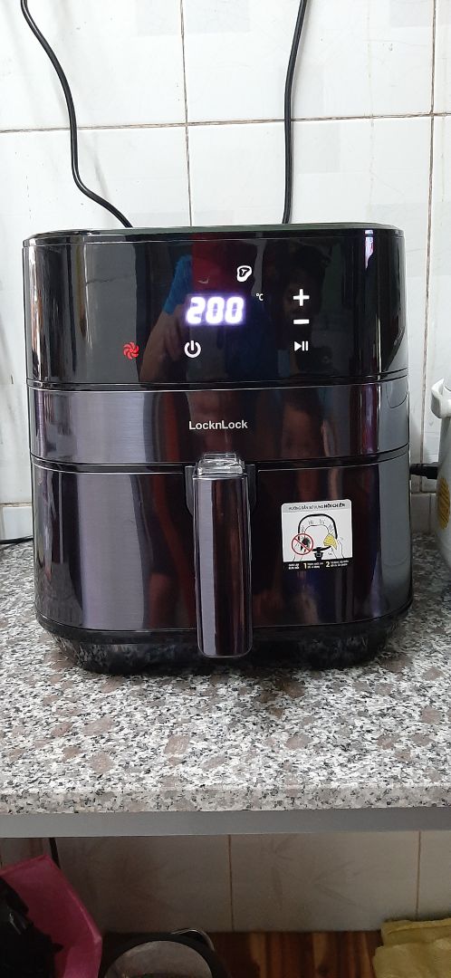 1. Giao hàng nhanh, trong sg nên giao chỉ sau 20 tiếng trc khi đặt hàng.
2. Đóng gói kĩ, hàng nguyên đai nguyên kiện, phụ kiện, sách hướng dẫn tiếng việt, thẻ bảo hành đầy đủ.
3. Kiểu dáng sang trọng và dễ sử dụng.
4. Mới nấu thử, thấy khá ổn

Hy vọng nó ổn và cho thời gian sử dụng lâu dài.