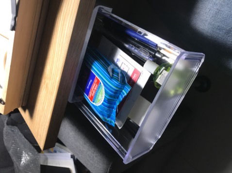 Chất lượng ok, phù hợp giá tiền, keo dán khá chắc, giao hàng nhanh.