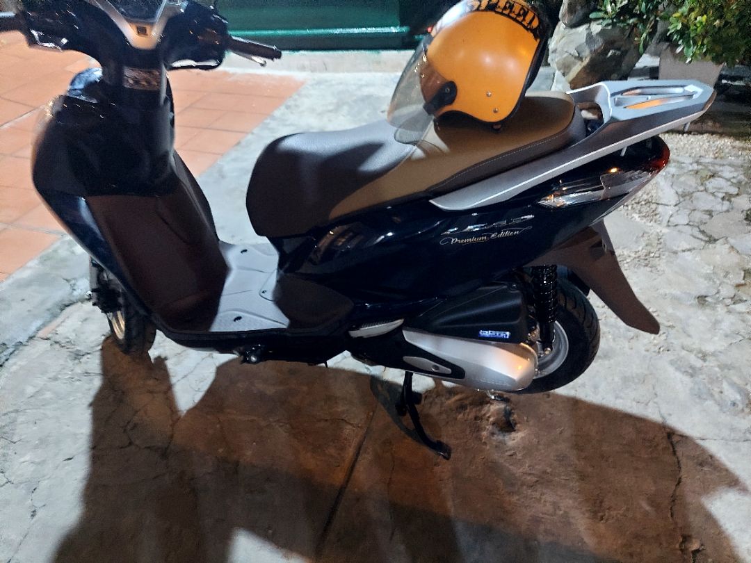 Lần đầu toeen mua xe trên ứng dụng.
Ra Head lấy là có ngay

Giá xe máy Tiki rất phù hợp và uy tín
Xon nhắc lại là giá xe máy của Tiki rất uy tín