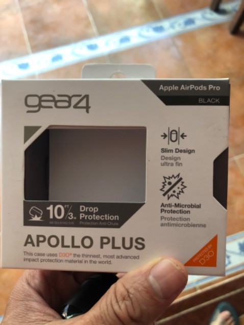 Xin . Giao hơi quá lâu. Ốp vừa khit iarpod pro. Op chắc chắn và đẹp.