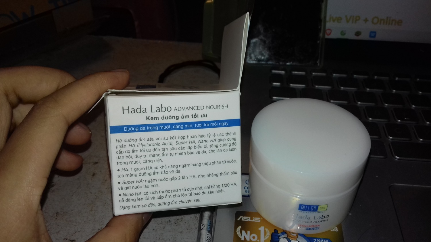 giao hàng cực nhanh mất có hơn ngày
sản phẩm đẹp sang trọng còn mới hạn dùng lâu bao bì đẹp bắt mắt
đóng gói hàng cẩn thận đẹp chất lượng
review sản phẩm : hàng được của nó  không mùi thành phần an toàn ; dùng rất thích ;hết khô bong tróc da vào mùa hanh khô - mùa lạnh ở miền bắc; ....
nói chung mọi người nên mua mãi ủng hộ tiki và shop