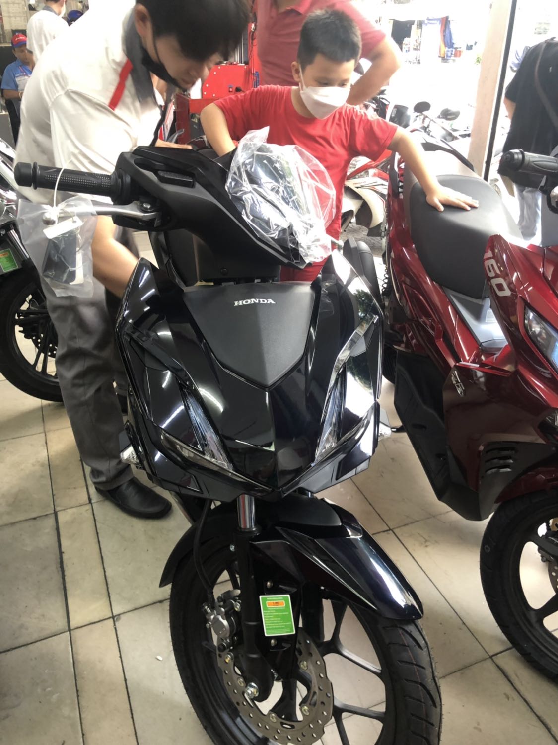 Mua xe Honda Winner X và Vario 160 nhận nhiều ưu đãi hấp dẫn