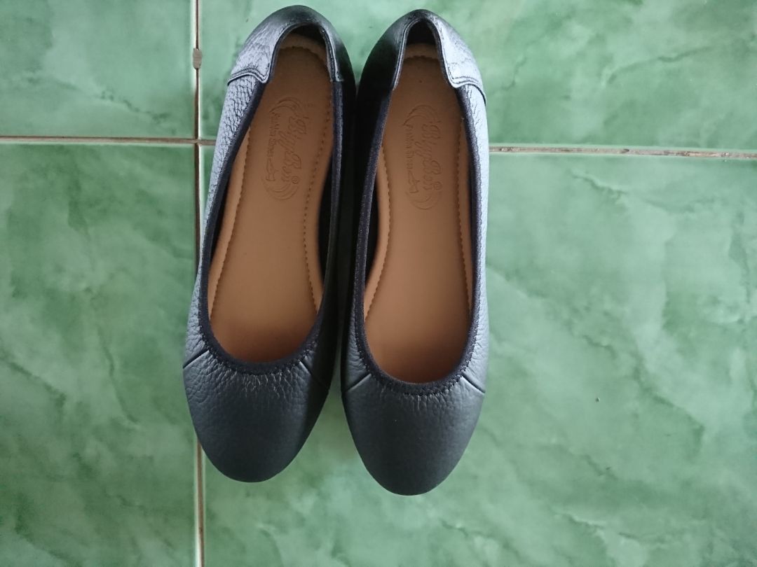Chất lượng, đi thoải mái không bị đau chân Chất lượng, đi thoải mái không bị đau chân