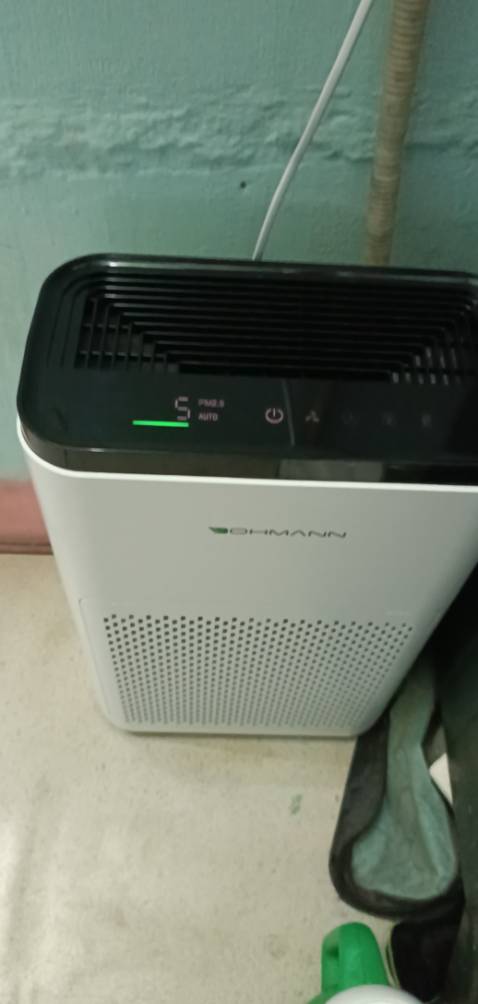 Máy vận hành mạnh mẽ, ở chế độ ngủ máy chạy êm, co the ket noi dt thong minh qa wifi de dieu khien tu xa, noi chung rat hài lòng, hieu quả lọc sạch ko để từ từ xài mới kiểm chứng dc