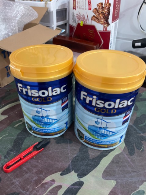 Giao nhanh, 1 *** hơi móp nhưng ko sao. Giá rẻ hơn thị trường