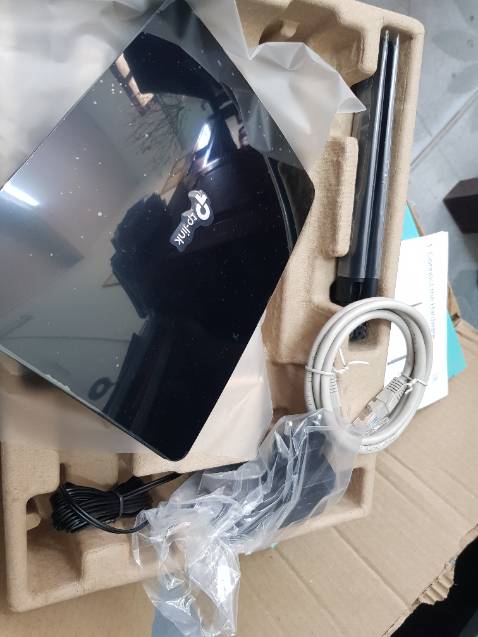 Hàng hoá ok, giá tốt. Sóng sánh ổn định, cấu hình dễ dàng, có đặt được 4g only và xem được tin nhắn ***. Bind vào tk TP-Link nên quản lý đc router từ xa 👍