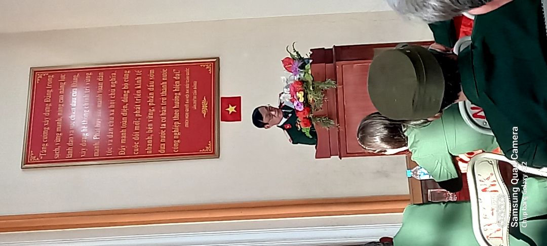 hàng rất chuẩn theo kinh nghiệm mình đã cho mật ong vào ngăn đá một ngày một đêm nhưng mất vẫn không bị đóng băng cảm ơn shop mình mua tiếp