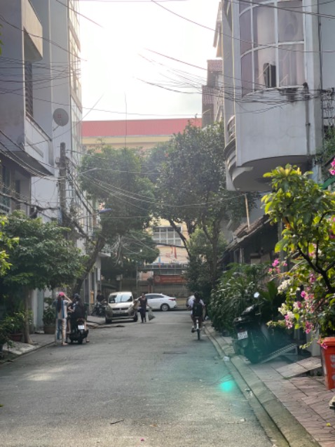 Màu nâu cafe, xe đẹp chắc chắn, dễ lắp Màu nâu cafe, xe đẹp chắc chắn, dễ lắp