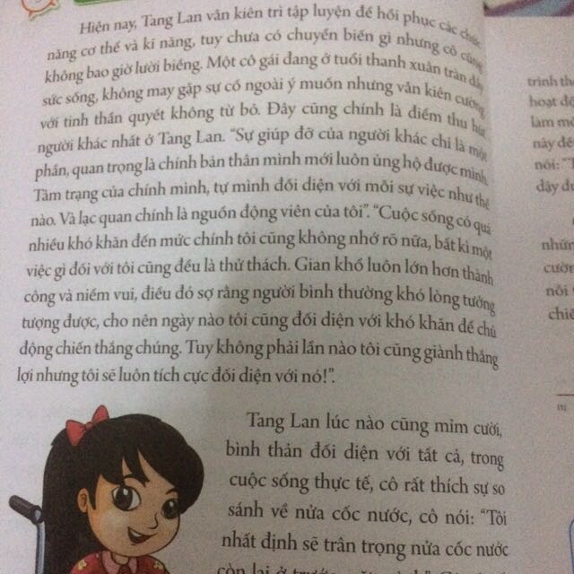 nó rất đẹp rõ chữ bìa rất bóng và đẹp có những câu truyện hấp dẫn, hay, thú vị