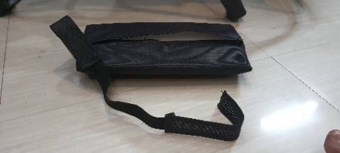 Tựa đầu tuột chỉ, chốt hãm ngã ghế bị trượt, mặc dù đã kéo khóa hết cỡ hai bên. Đề nghị Tiki cho đổi sản phẩm. Thanks!