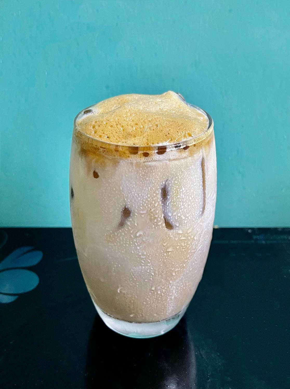 Cafe uống ngon lắm mình uống mỗi sáng luôn 
Thơm pha chung vs sữa tươi thì ngon khỏi bàn 
Mua lần thứ 3 rồi