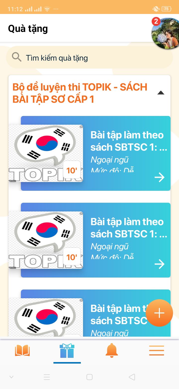 Đóng gói trong hộp to và vừa vặn ạ. Chất giấy tốt và nội dung cũng rất ổn ạ. Mua sách quét QR code và nhập mã quà tặng là có thêm vài đề để ôn nữa ạ.