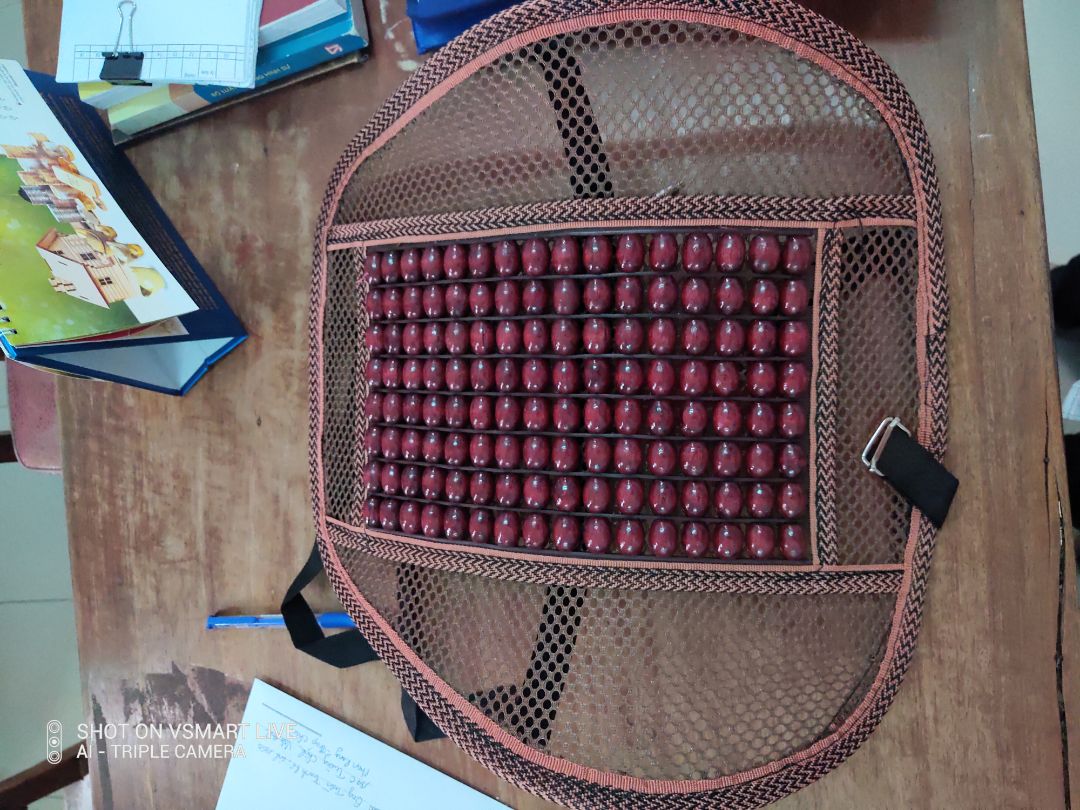 Sản phẩm chắc chắn, đẹp, lưới chất lượng nhưng dây hơi ngắn!