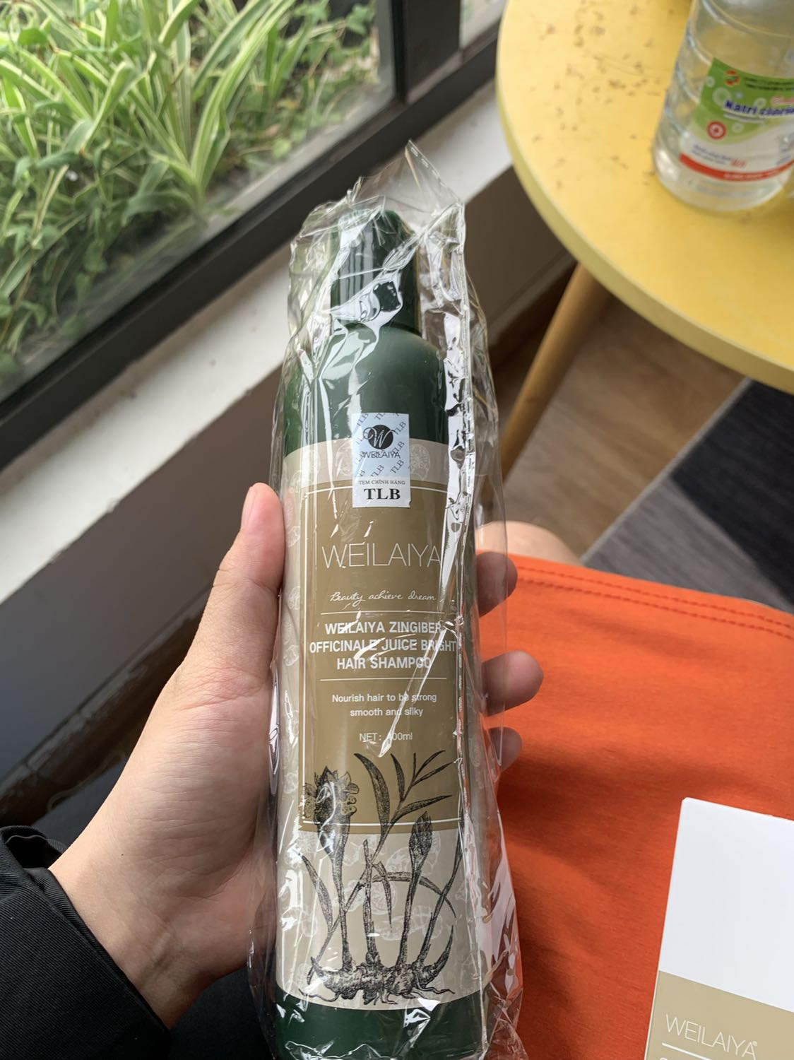 Đóng gói chuyên nghiệp, cẩn thận. Sản phẩm có tem chính hãng. Giao hàng sớm hơn hẹn. Rất hài lòng !