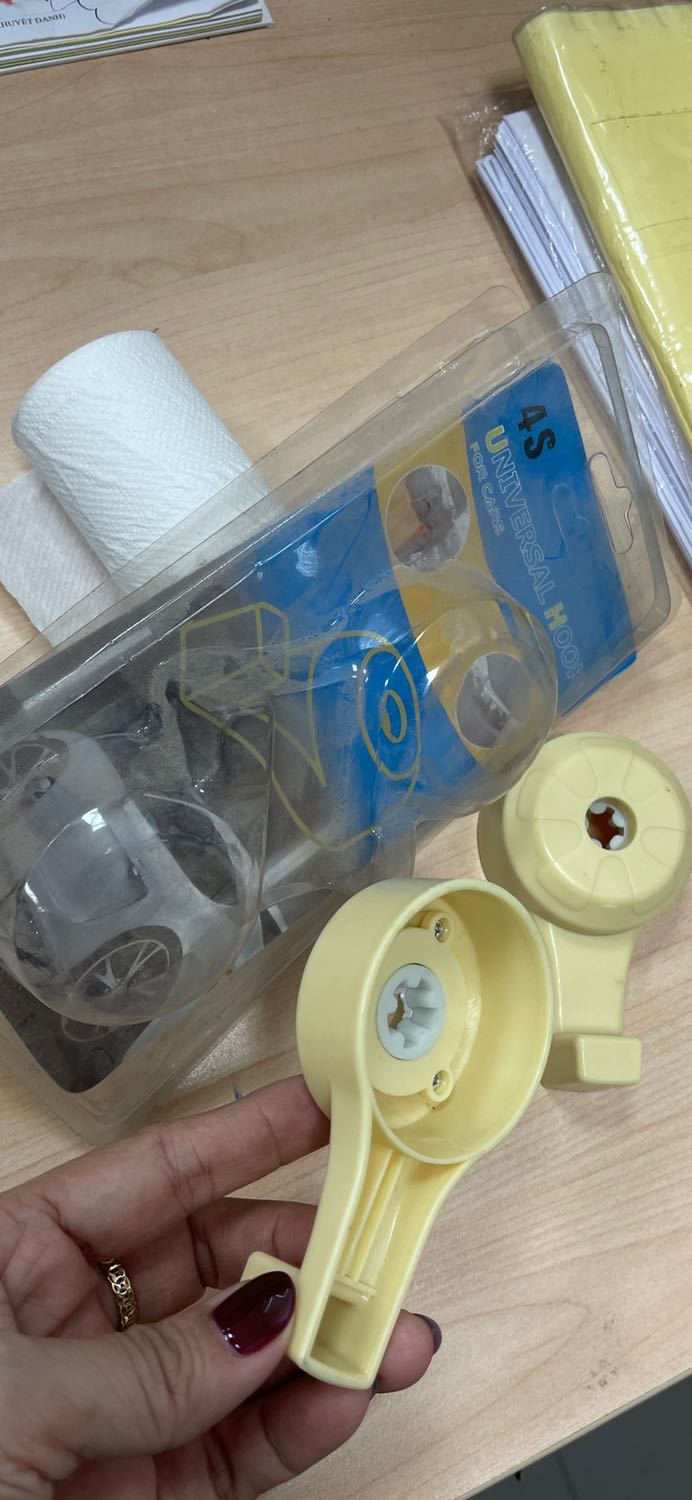 Hàng giao không đúng với đăng bán. Đồ này để lâu năm bụi bẩn cũng ko lau bên ngoài đổ vô hộp đem bán cho khách. Cũng chẳng cần biết cái đó có xài được hay không? Muốn trả lại