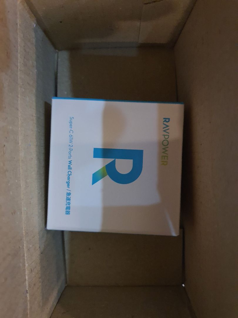 Tìm mãi cũng được loại sạc có 2 cổng khác nhau, tikinow nên đặt là giao liền, sạc nhanh, củ sạc chất lượng, cầm chắc, sạc chỉ 1cổng usb-c đt ss galaxy note 10+ k thấy lên đc 45w, chỉ sạc nhanh bình thường, k biết ntn.