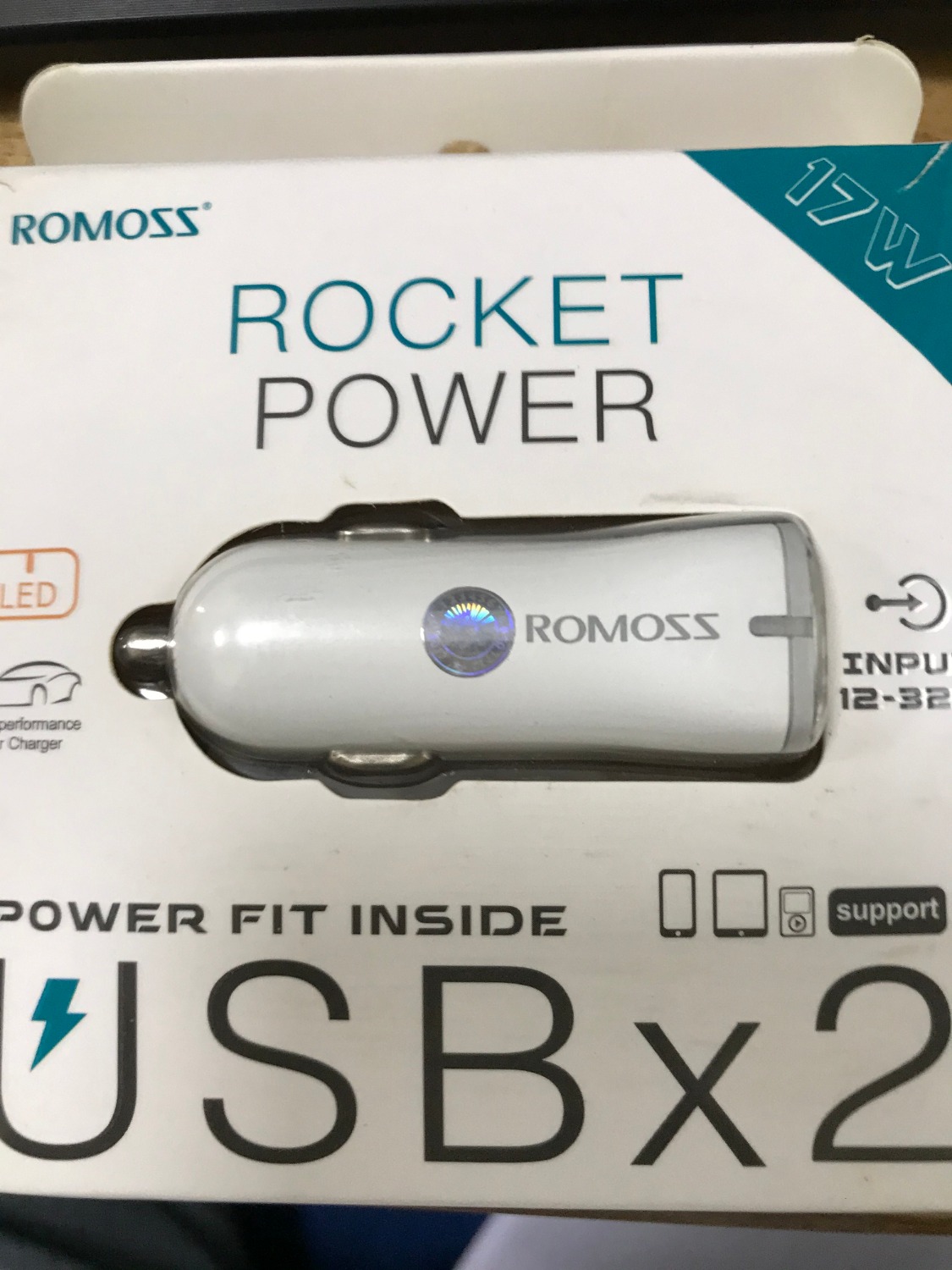 Không đúng sản phẩm như hình, đề nghị nhà cung cấp đổi trả cho khách
nếu không đổi được, Tôi sẽ không bao giờ mua trên trang này nữa
Cảm ơn