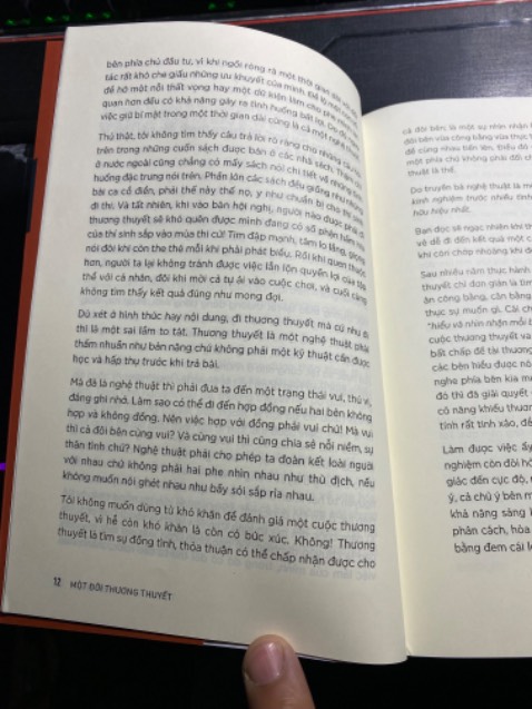 Tuyệt vời. Sách in trên giấy và bìa rất đẹp.