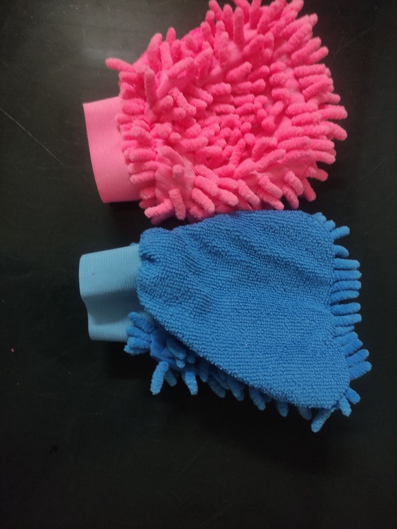 flash sale 1k
giao hàng nhanh quá là nhanh
đóng gói đẹp, chỉ là màu hường chói loà quá, chất cũng hơi mỏng vui vì săn sale thôi