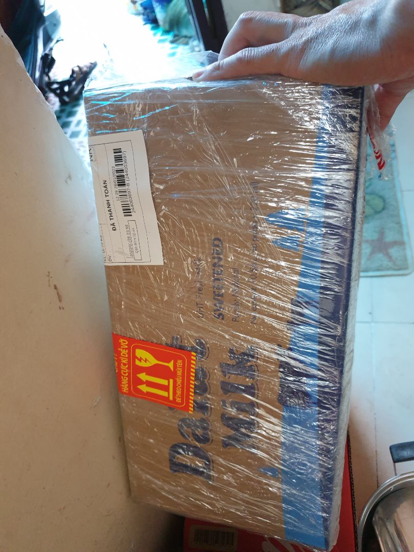 Sản phẩm đóng gói chắc chắn, vị sữa khá giống sữa tươi thanh trùng, ngọt nhẹ béo vừa, sẽ mua thêm