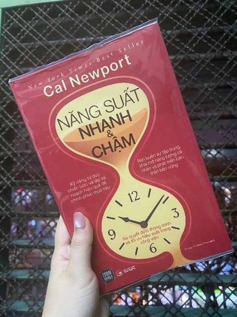 Tiki bọc sách rất kĩ, đóng gói đẹp và giao hàng nhanh nữa 😍