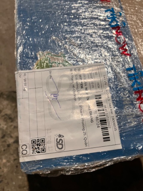 Trên quảng cáo ghi tặng 4 bộ mà không thấy quà tặng . Ghi đơn hàng trên 500k giảm thêm 70k mà cũng k thấy mã hay app giá giảm. Thất vọng !