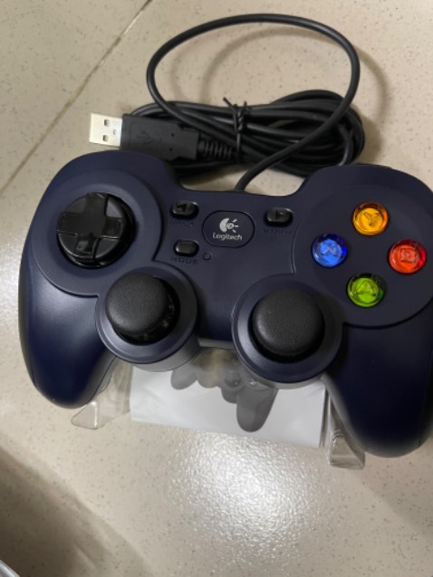 Bấm êm. Nhạy. Đá FO tốt.