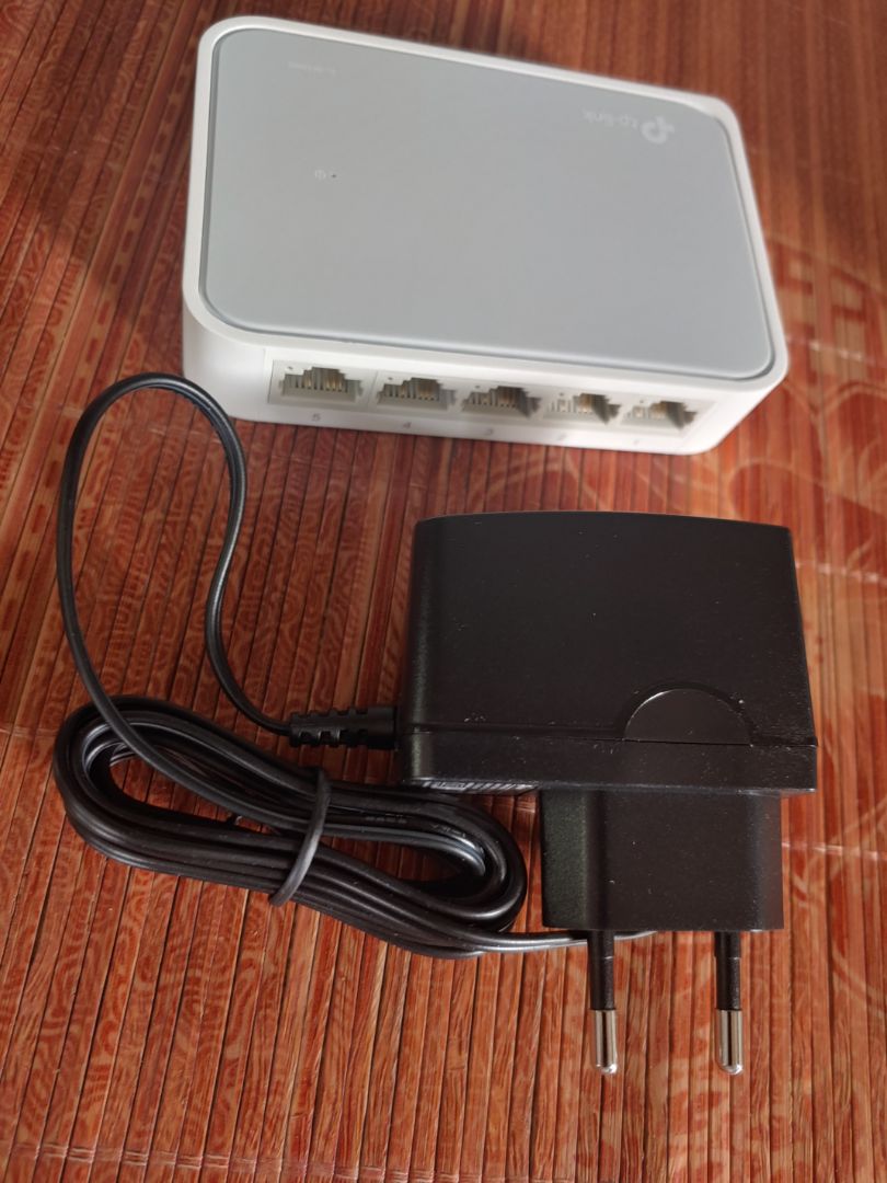 Tôi đã nhận được hàng. Sản phẩm chính hãng TP-Link sản xuất và phân phối. SP hoàn thiện tốt, kết nối ổn định. Trải nghiệm dịch mua sắm trên những gian hàng chính hãng trên Tiki nói chung và Tiki Trading nói riêng rất tuyệt vời. Cảm ơn gian hàng. cảm ơn Tiki