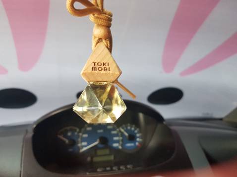 Sả chanh treo xe
Mình mua nguyên bộ để vừa treo vừa tặng người thân vì lần trước dùng tinh dầu của shop cực khoái ghê. Tiki giao hàng rất nhanh, tưởng gạt mình ko, gì mà đặt mới có mười mấy tiếng đã gọi giao hàng ?