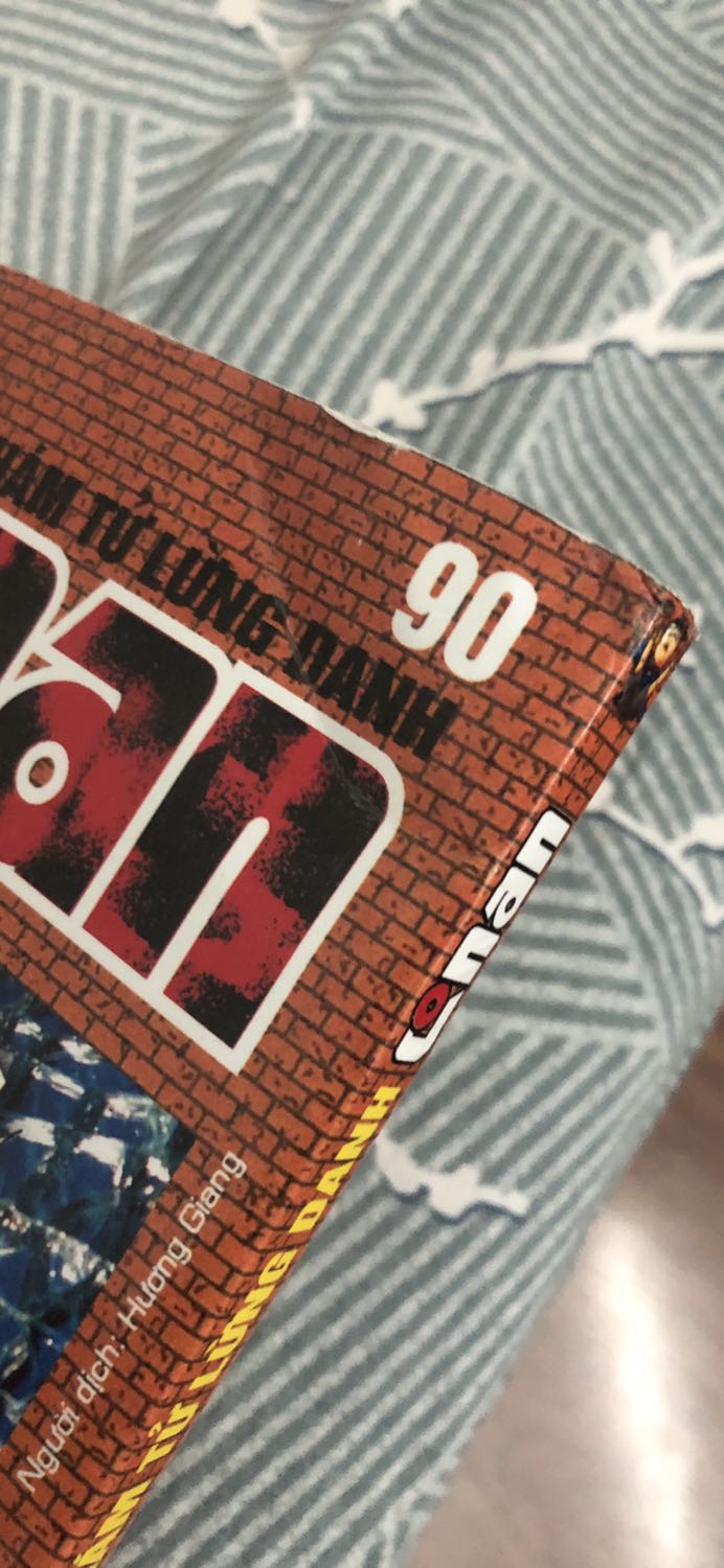 Tập 90 ( ảnh chụp) và tập 37 ( ảnh chụp lên ko nhìn rõ được) bị nhàu liệu bên mình có thể hỗ trợ đổi mới giúp mình được ko ạ