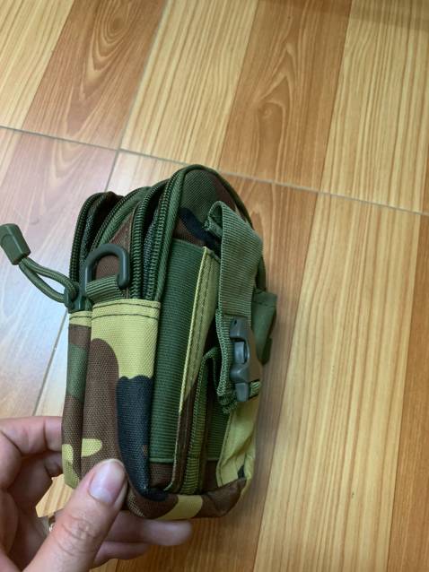 Đã nhận được hàng rồi đây. giao siêu nhanh luôn. chất lượng tuyệt vời nhé. túi này hơi nhỏ nên chỉ tiện cho những hoạt động thường ngày cho ví và điện thoại cùng 1 số đồ nho nhỏ thôi nhé. chất lượng kaki dày dặn tốt. 10 sao nhé