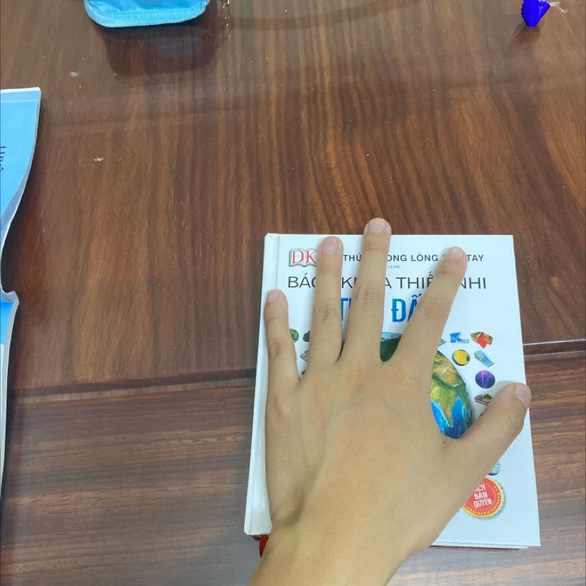 Sách đẹp, mà nó bé hơn mình nghĩ
Mình mua cho e trai đọc
Hình ảnh đẹp