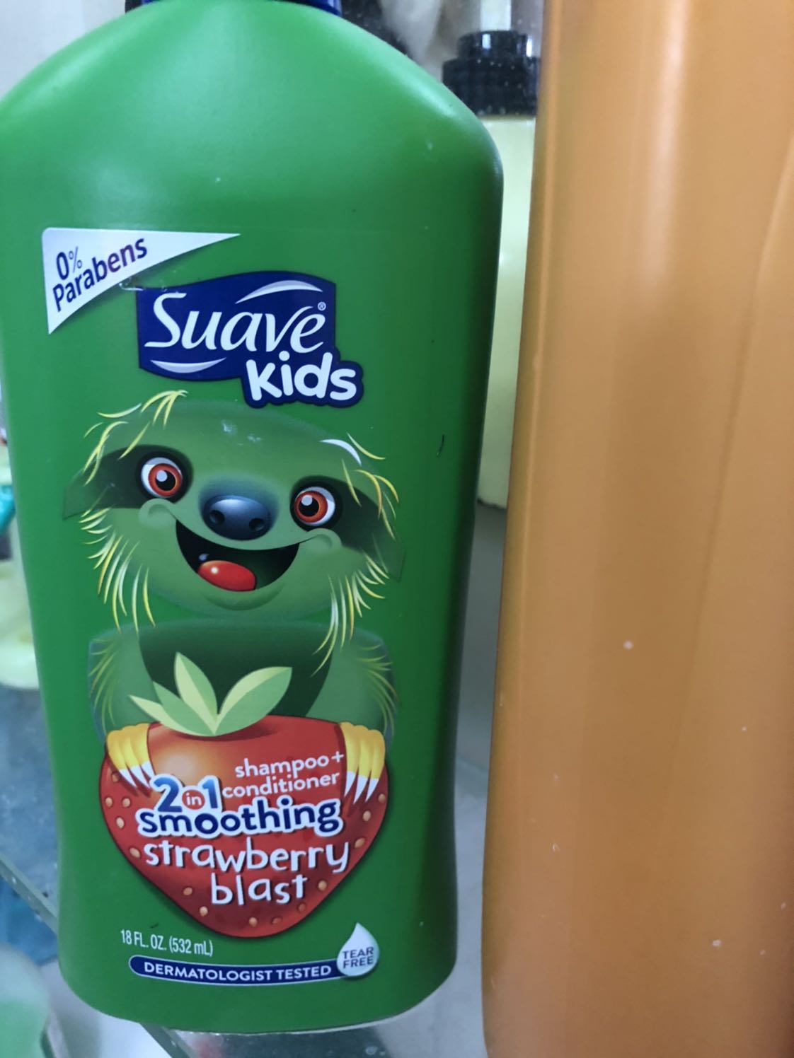 Mua mùi táo mà shop giao dâu, mở hộp ko để ý, đến khi hết dầu khui chai mới xài thì mới phát hiện Mua mùi táo mà shop giao dâu, mở hộp ko để ý, đến khi hết dầu khui chai mới xài thì mới phát hiện