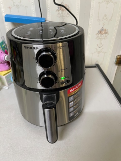 Giao hàng nhanh,nồi đẹp,nhỏ nhắn xinh,hàng có thương hiệu nên cũng yên tâm,sẽ ủng hộ tiếp lần sau