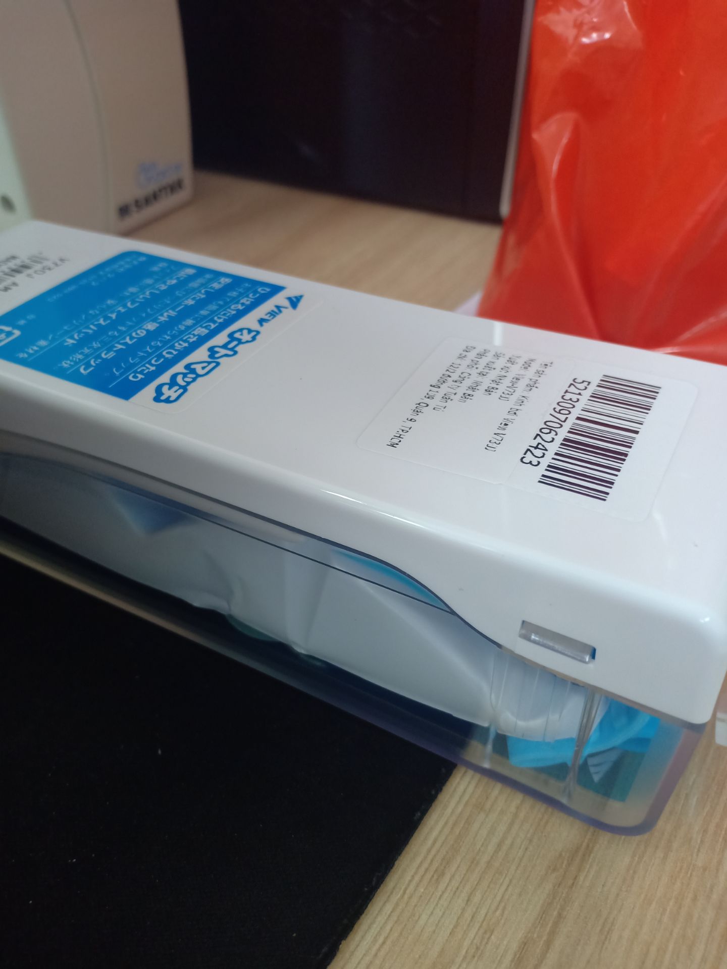 sản phẩm đúng như mô tả. mình chưa cho bé đeo nên chưa biết thế nào. sp đóng gói rất chắc chắn.