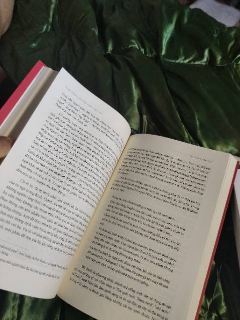 Hay ạ! Như lịch sử và những ý nghĩa của nó được tái hiện qua sự thay đổi vị thế ngôn ngữ. Lí giải hiện tại.