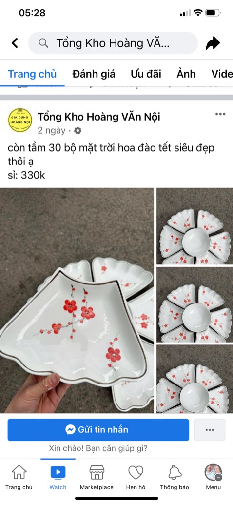 bàn nhỏ gọn rễ di chuyển và chắc chắn chất liệu nhôm nên ko lo rỉ sét