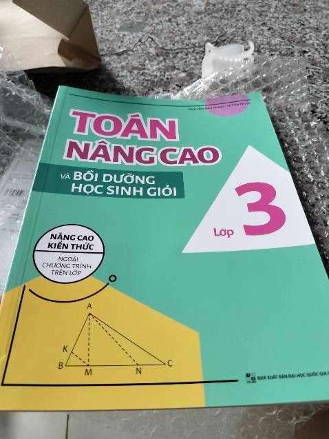 Theo người phát ngôn của Tổ chức Khí tượng Thế giới WMO, bà Clare Nullis thì WMO đã hết tính từ để miêu tả về bão Milton trong khi đã dùng những từ như chưa từng có, thảm khốc, lịch sử, phá kỷ lục để nói về siêu bão này.