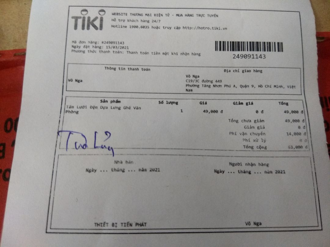Mở thùng ra không có hàng bên trong! Kèm theo 45.000 đ và mẩu giấy ghi không có hàng! Trong khi tôi đã đặt hàng, đã chấp nhận và đem đi giao cái hộp không như vậy. Đề nghị Tiki và người bán rút kinh nghiệm, và hoàn trả phí vận chuyển tôi đã thanh toán, hoặc gửi hàng bổ sung!