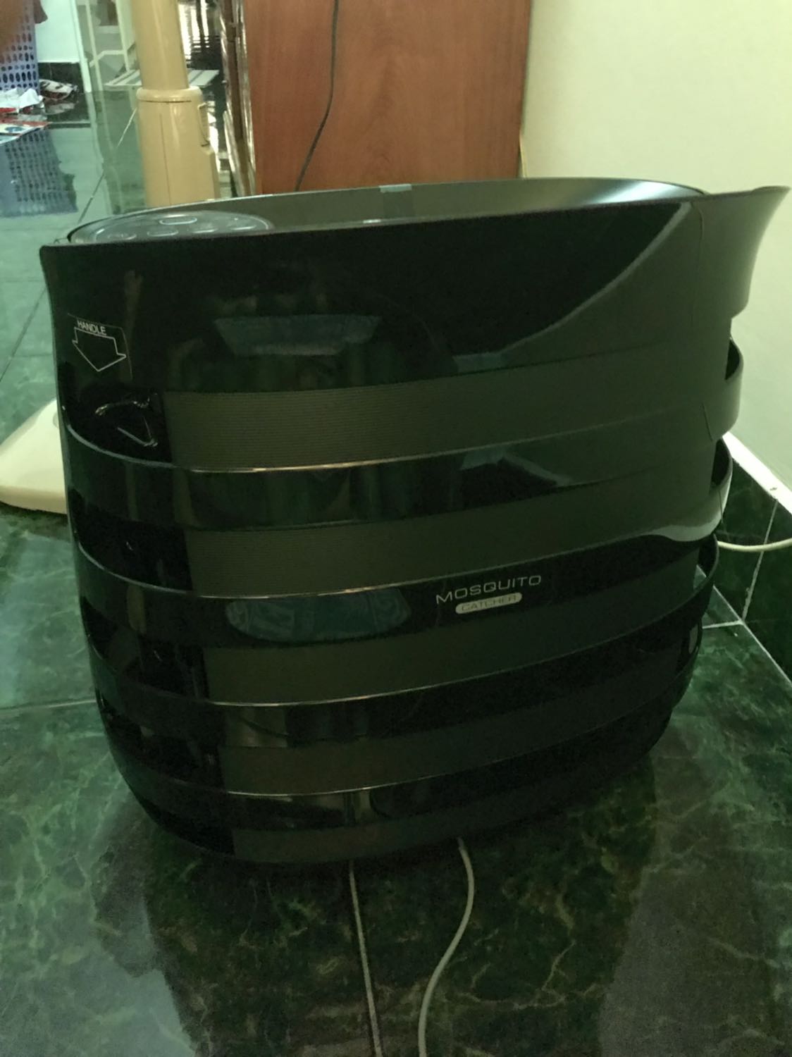 Tiki now giao hàng nhanh quá Hẹn 10h. 8h30 đã giao tới. Lần đầu mua hàng trên tiki. Tương đối hài lòng về khoản giao hàng. Hàng trong thùng, bao cẩn thận.
Chạy thử máy vận hành hơi có tiếng xíu, chế độ ngủ máy chạy êm. Dùng 1 thời gian xem thế nào sẽ review