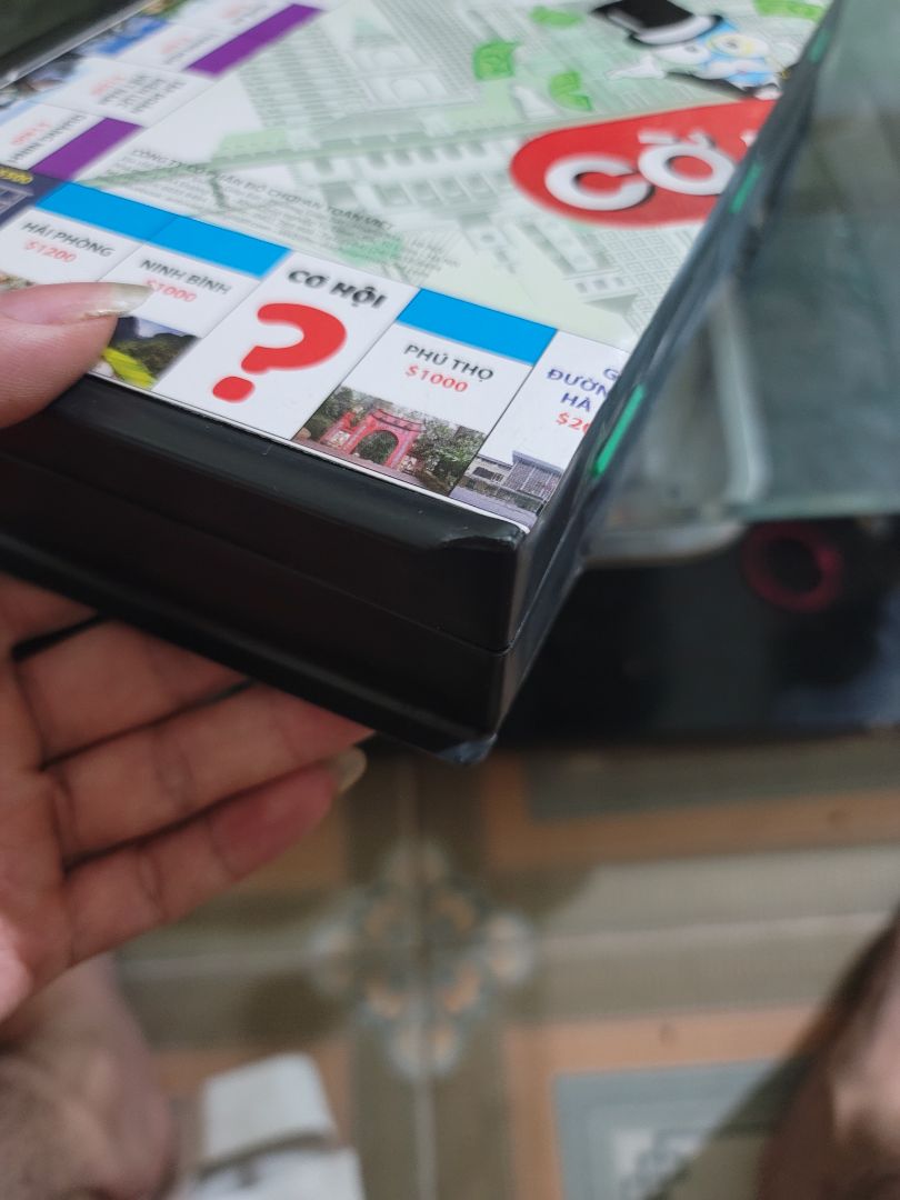 vận chuyển kiểu gì mà bóc hàng ra 4 góc mẻ 3.